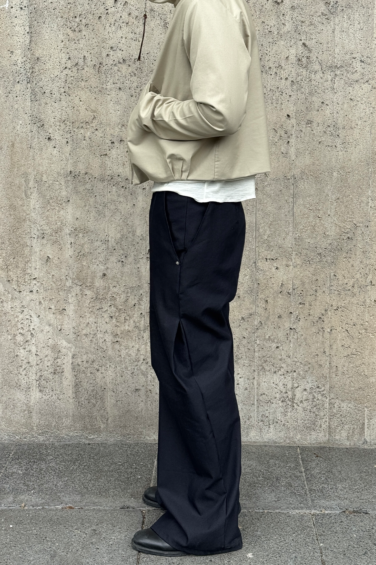 V Pocket Trouser